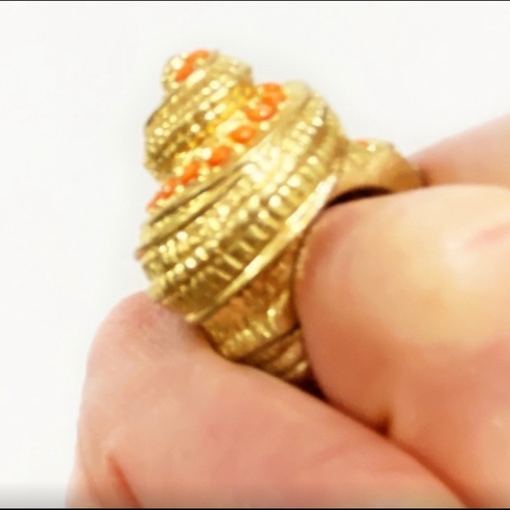🌴 Faux Gold Adjustable Conch Seashell Shell Ring - Picture 5 of 8